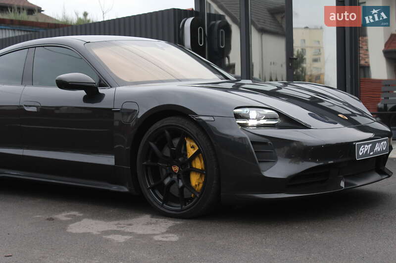 Porsche Taycan 2021 Porsche Taycan 2021