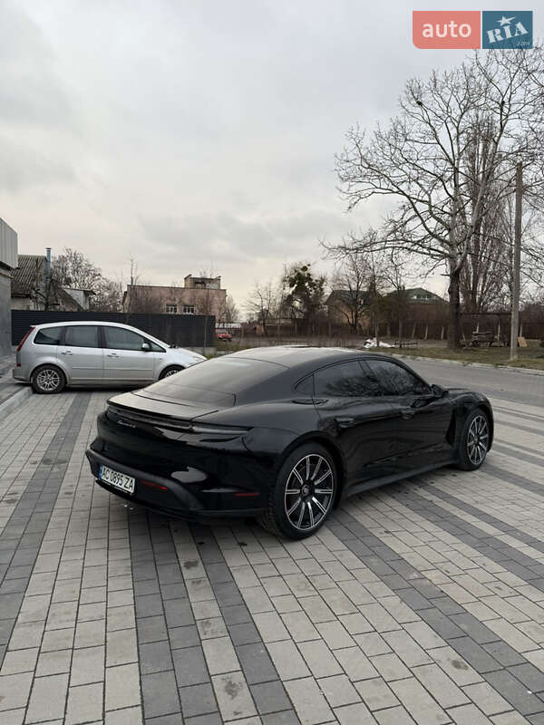 Седан Porsche Taycan 2021 в Луцке фото 4 Седан Porsche Taycan 2021 в Луцке