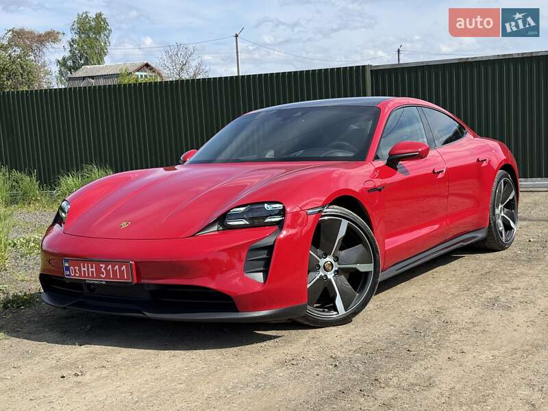 Седан Porsche Taycan 2022 в Києві