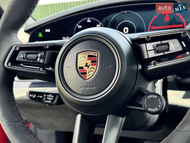 Седан Porsche Taycan 2022 в Києві