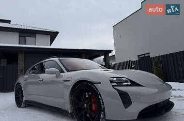 Седан Porsche Taycan 2023 в Києві