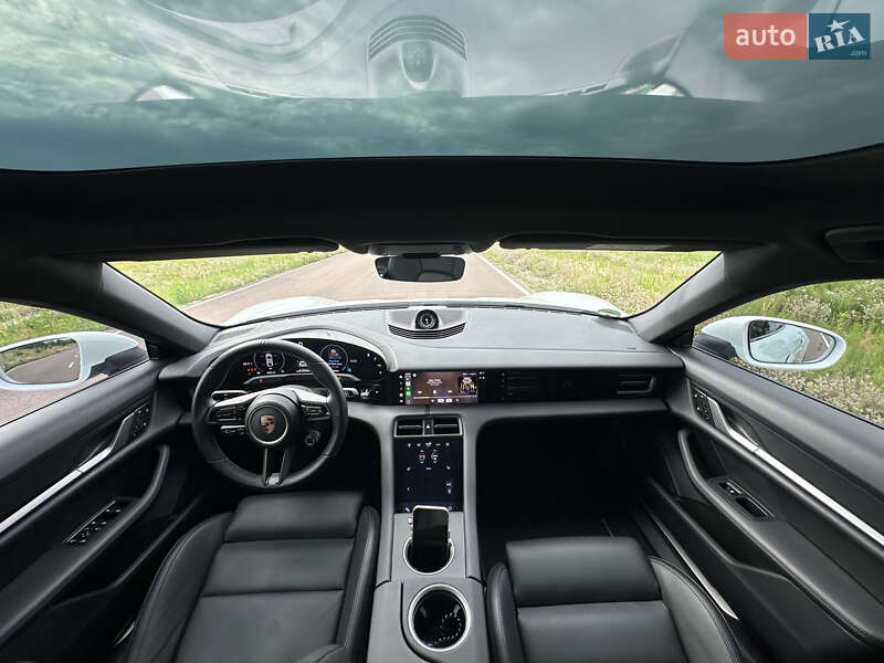 Седан Porsche Taycan 2024 в Києві фото 12 Седан Porsche Taycan 2024 в Києві