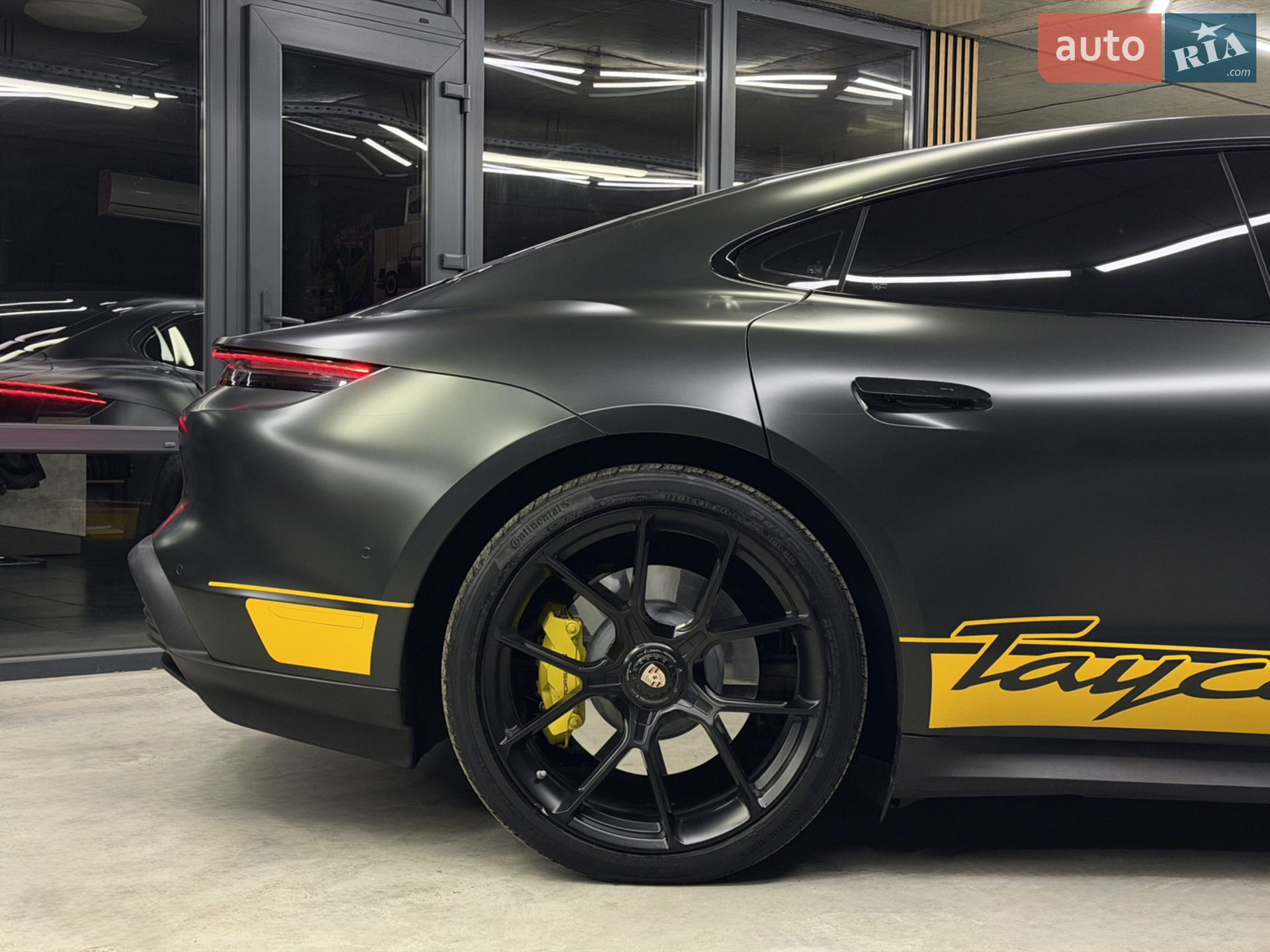 2020 Porsche Taycan - мініатюра 18
