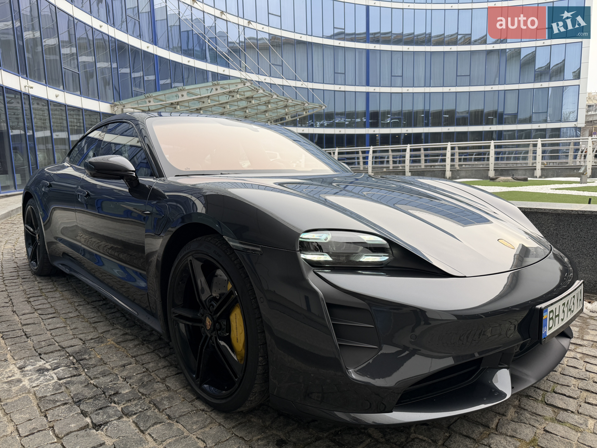 2020 Porsche Taycan - мініатюра 5