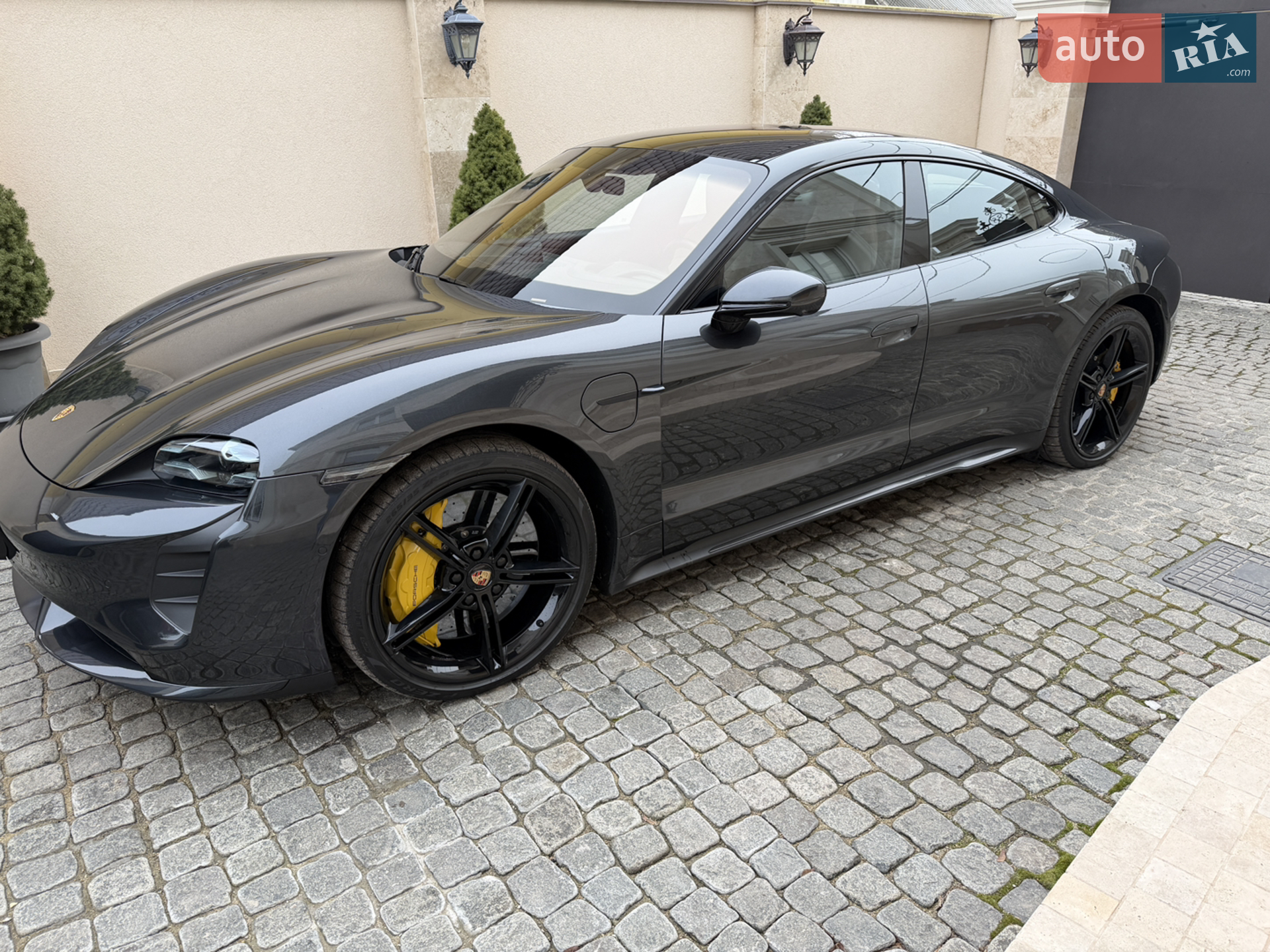 2020 Porsche Taycan - мініатюра 31
