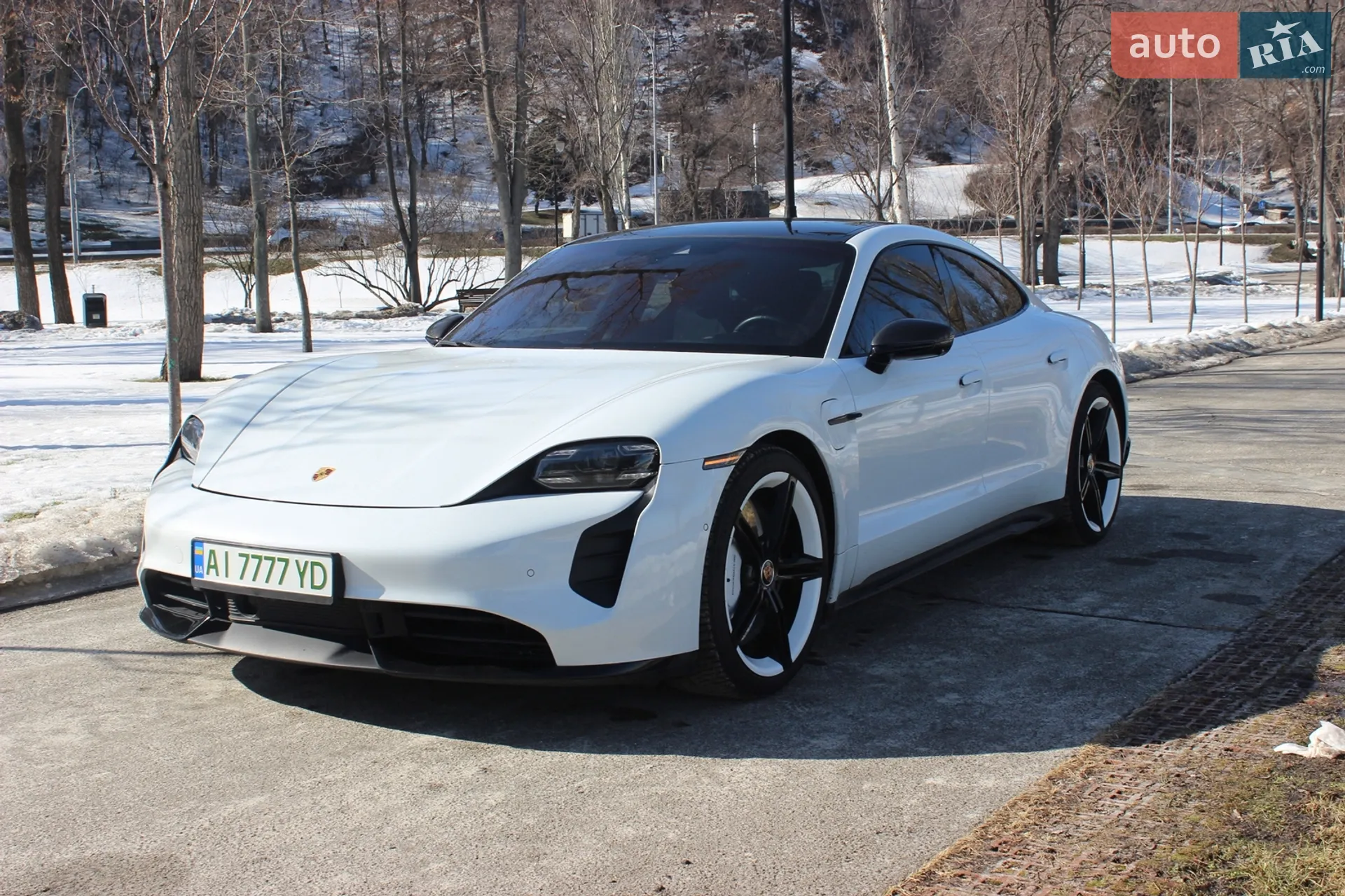 2020 Porsche Taycan - мініатюра 27