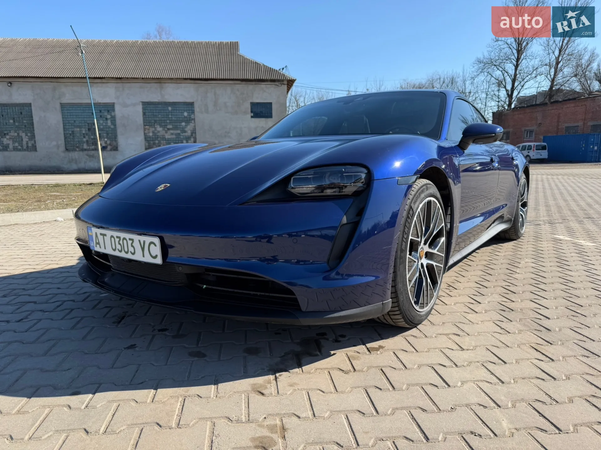 2022 Porsche Taycan - мініатюра 2