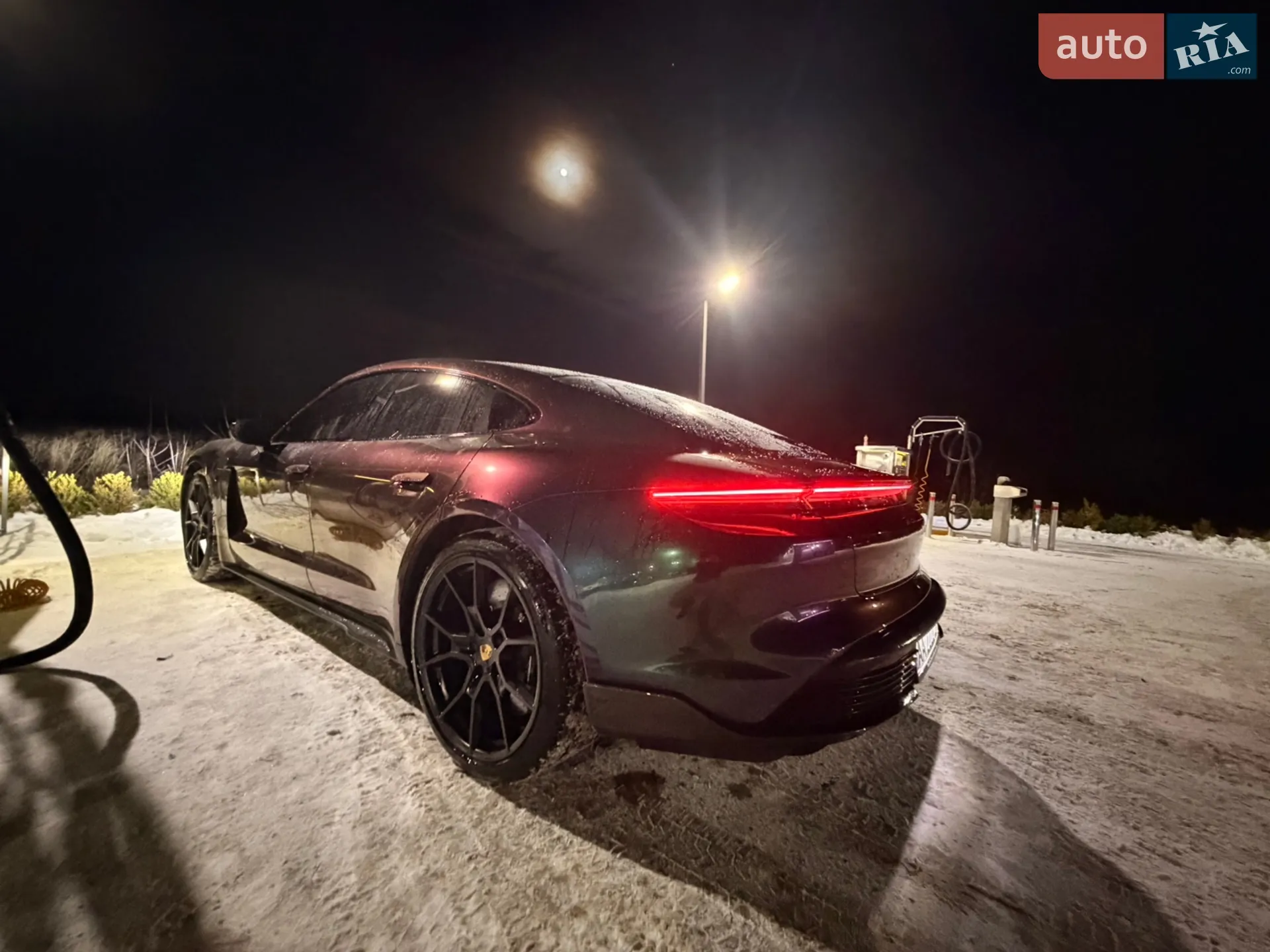 2021 Porsche Taycan - мініатюра 10