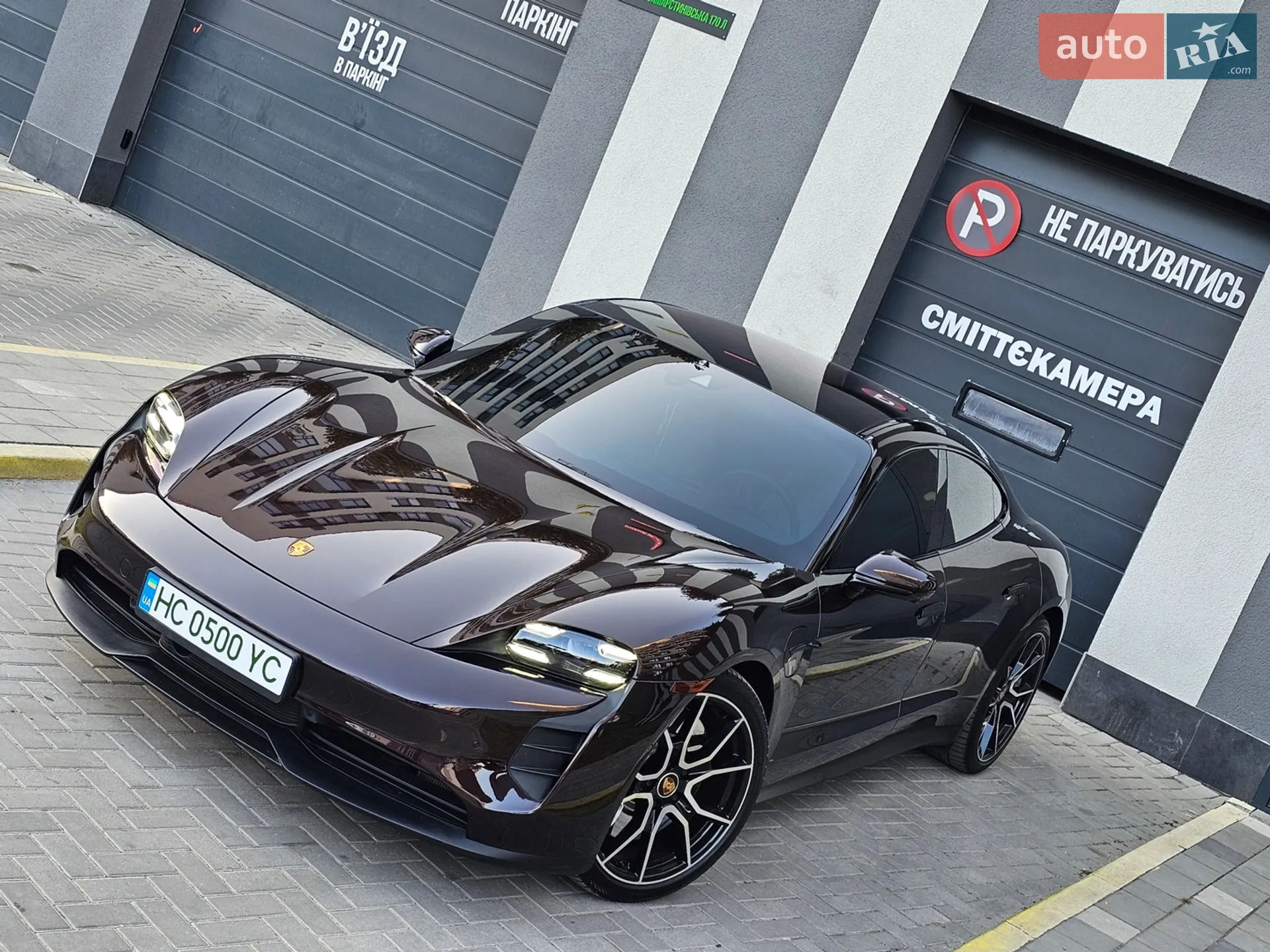 2023 Porsche Taycan - мініатюра 2