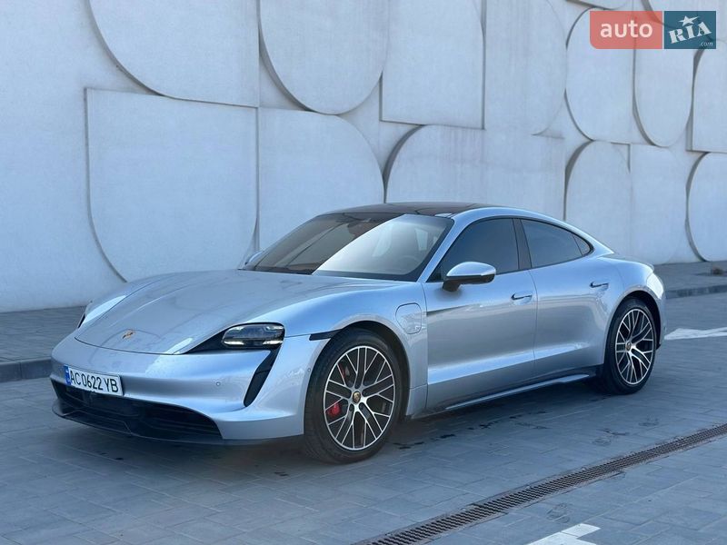 Porsche Taycan 2020