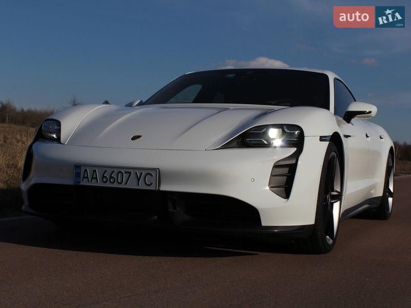 Седан Porsche Taycan 2020 в Киеве фото 4 Седан Porsche Taycan 2020 в Киеве