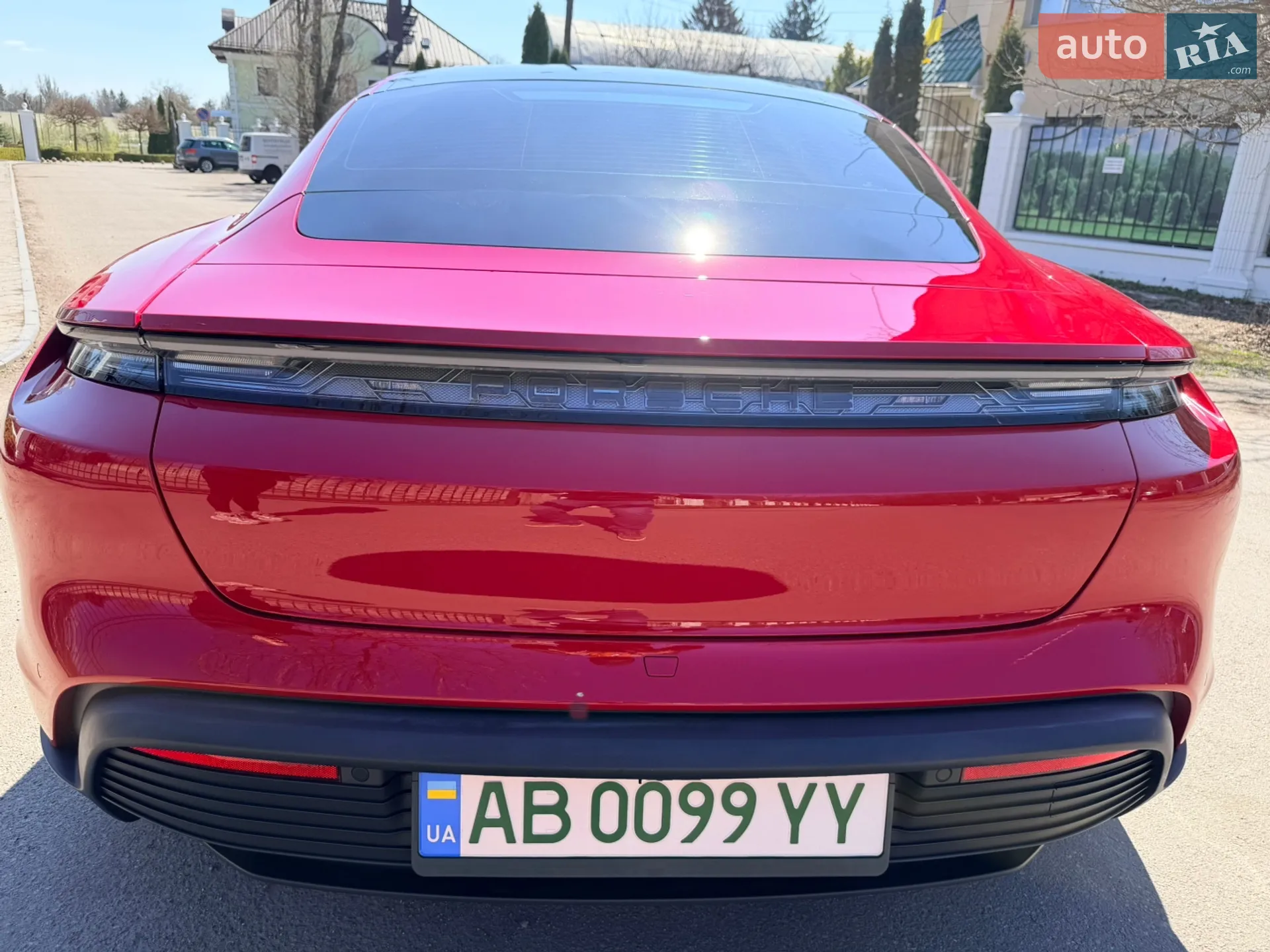 2023 Porsche Taycan - мініатюра 14