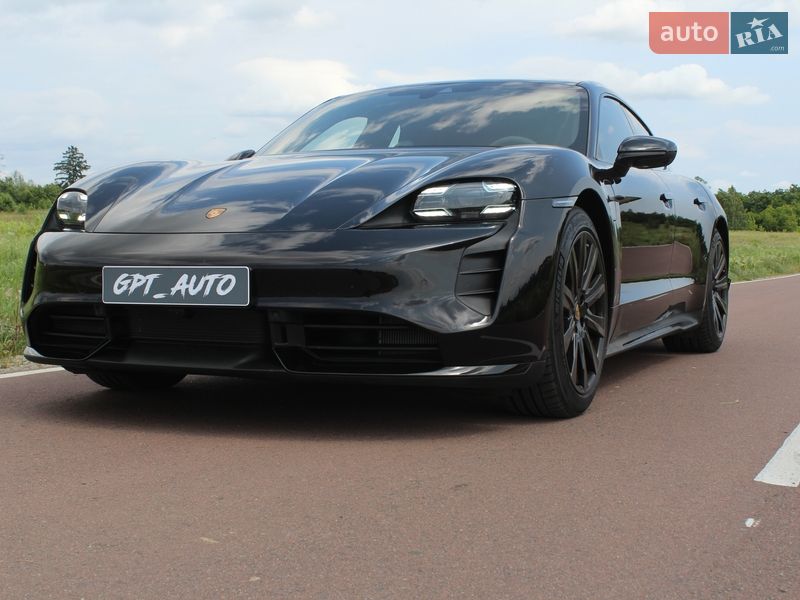 Porsche Taycan 2023 Porsche Taycan 2023