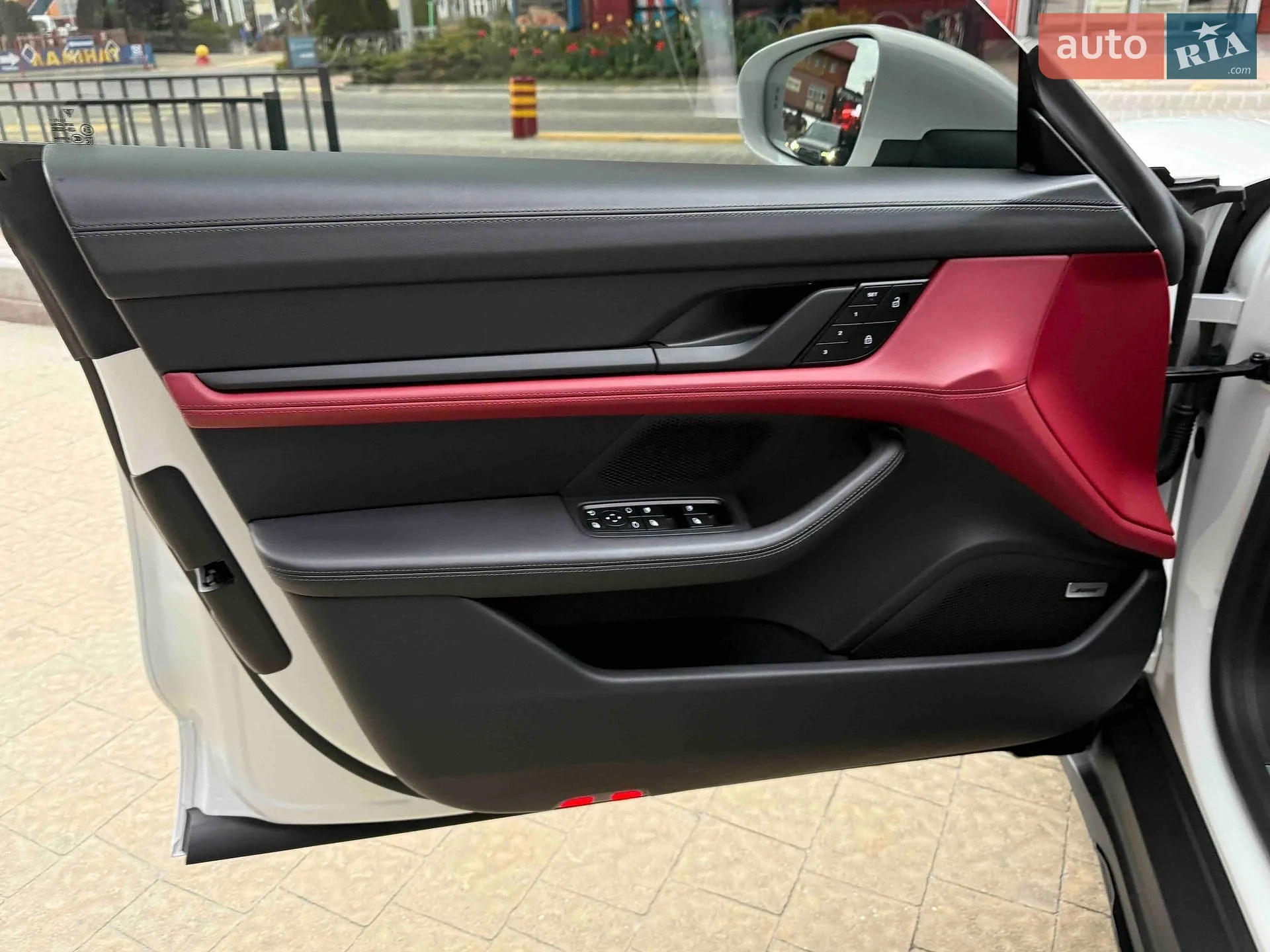 2023 Porsche Taycan - мініатюра 18