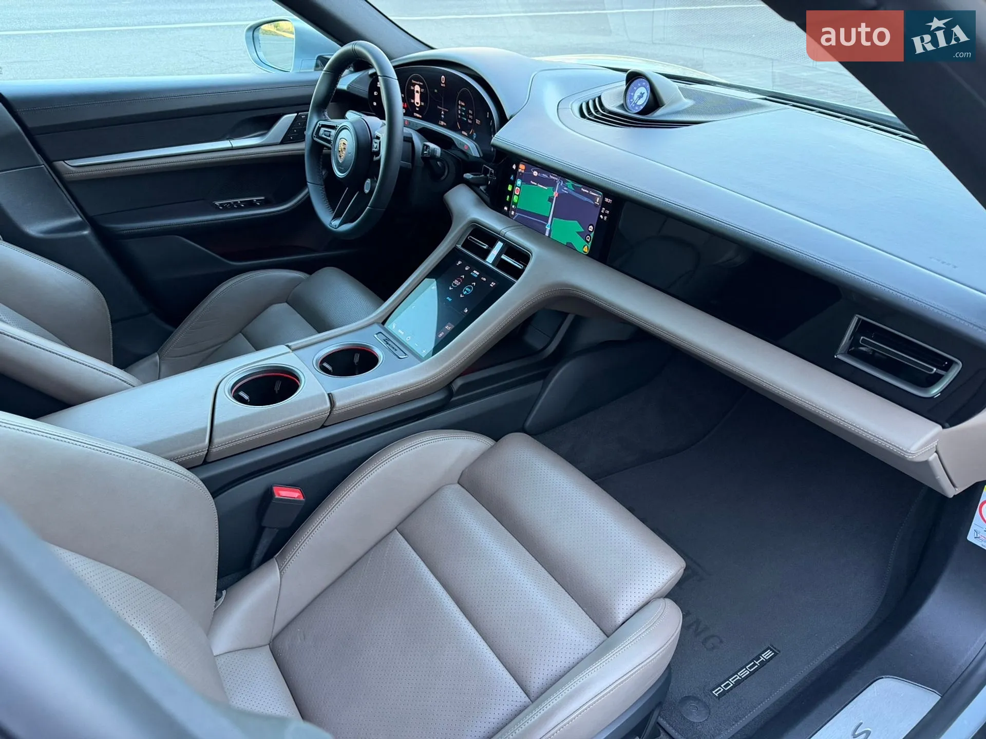 2021 Porsche Taycan - мініатюра 26