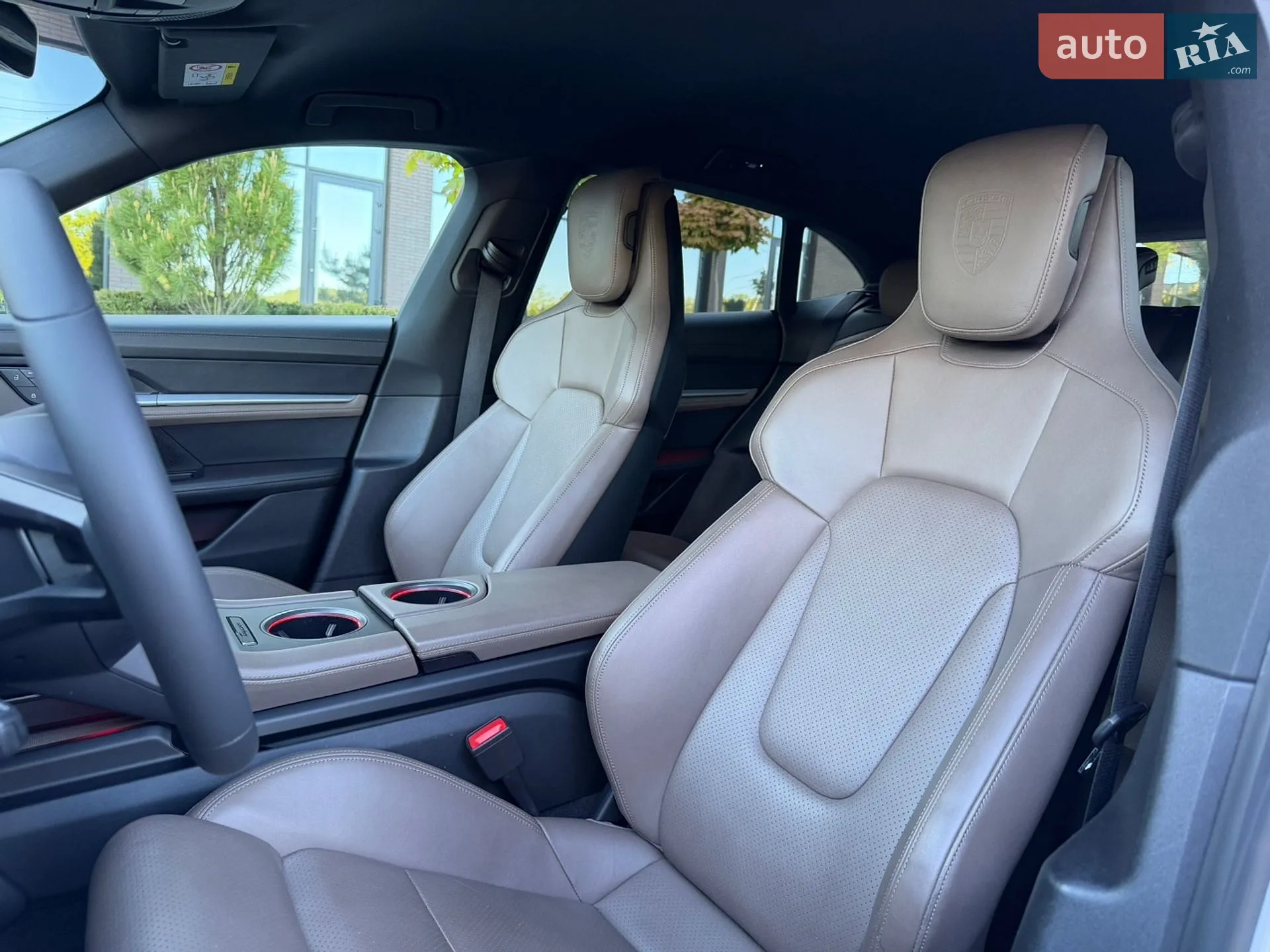 2021 Porsche Taycan - мініатюра 29
