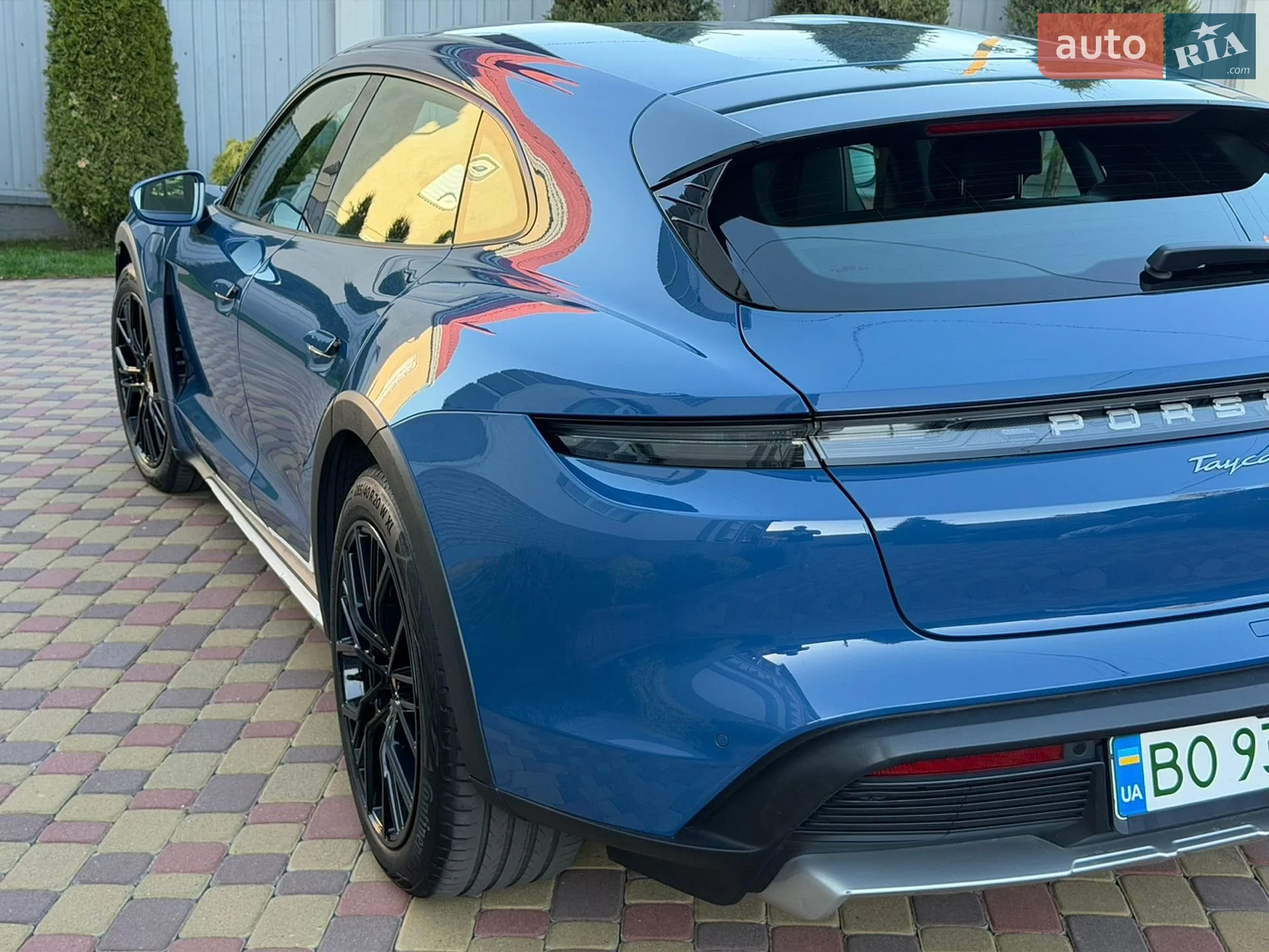 2022 Porsche Taycan - мініатюра 15