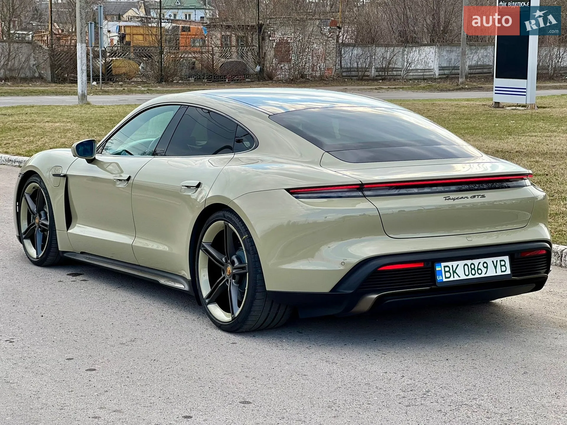 2023 Porsche Taycan - мініатюра 29