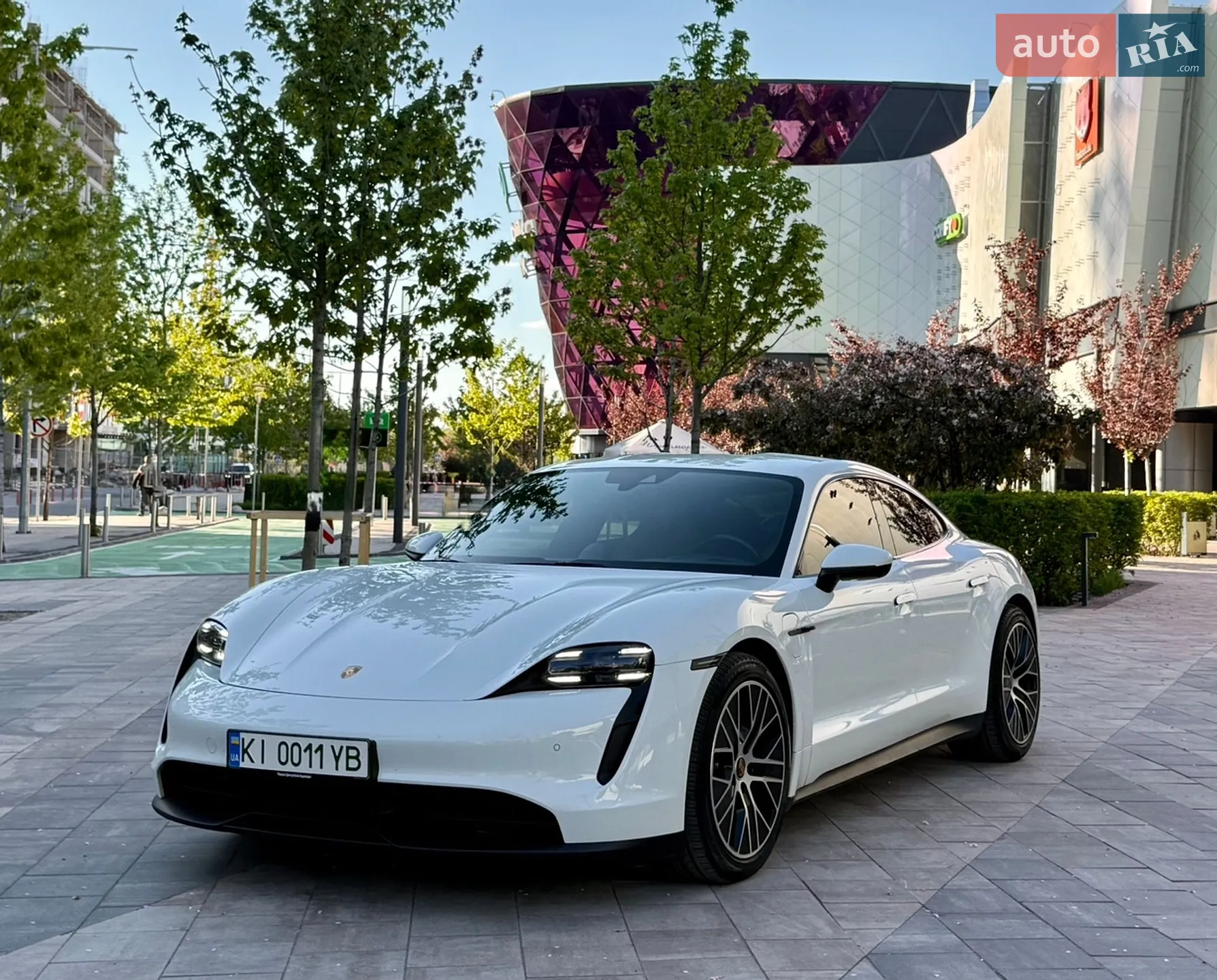 2021 Porsche Taycan - мініатюра 7