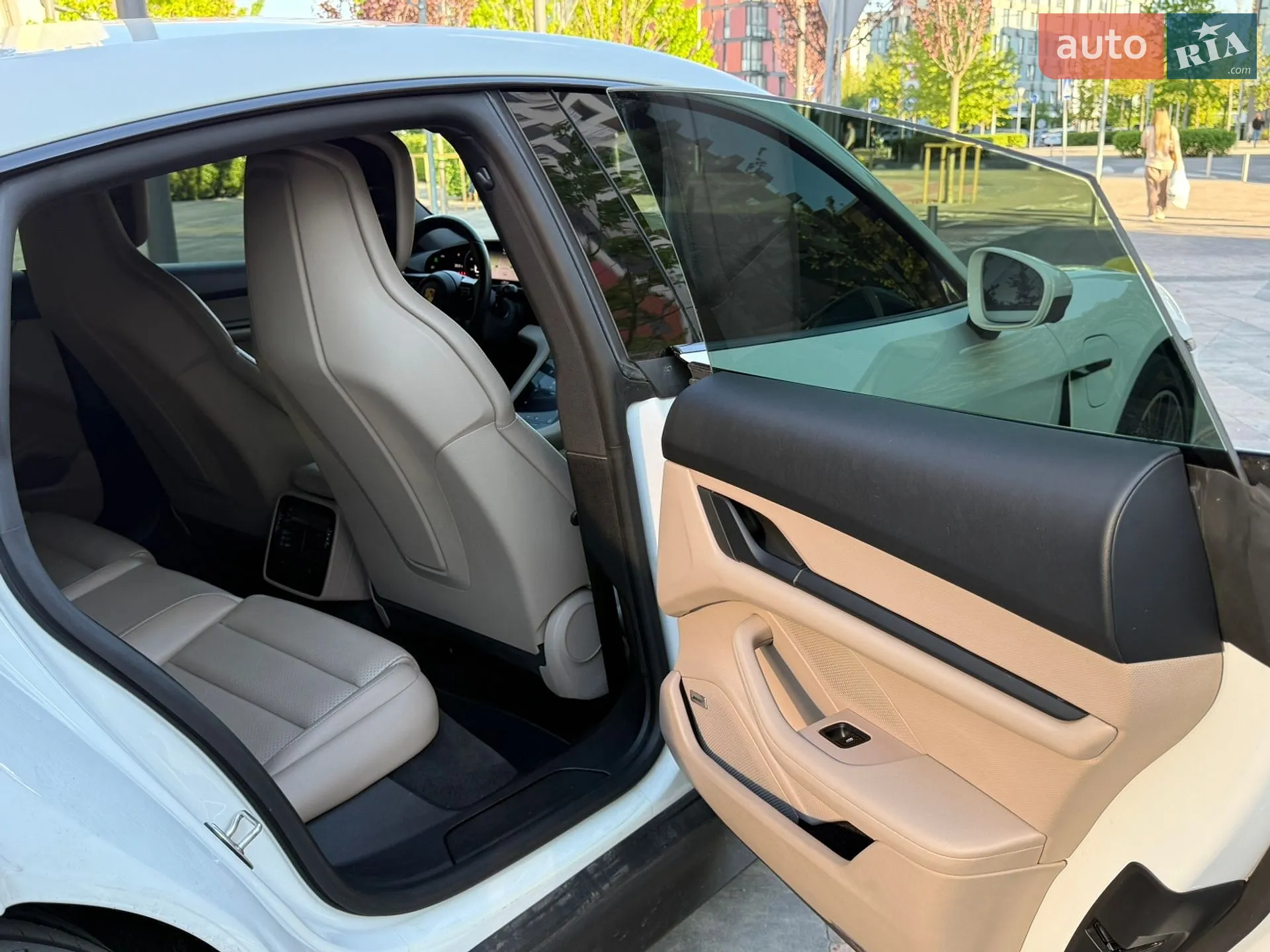 2021 Porsche Taycan - мініатюра 22