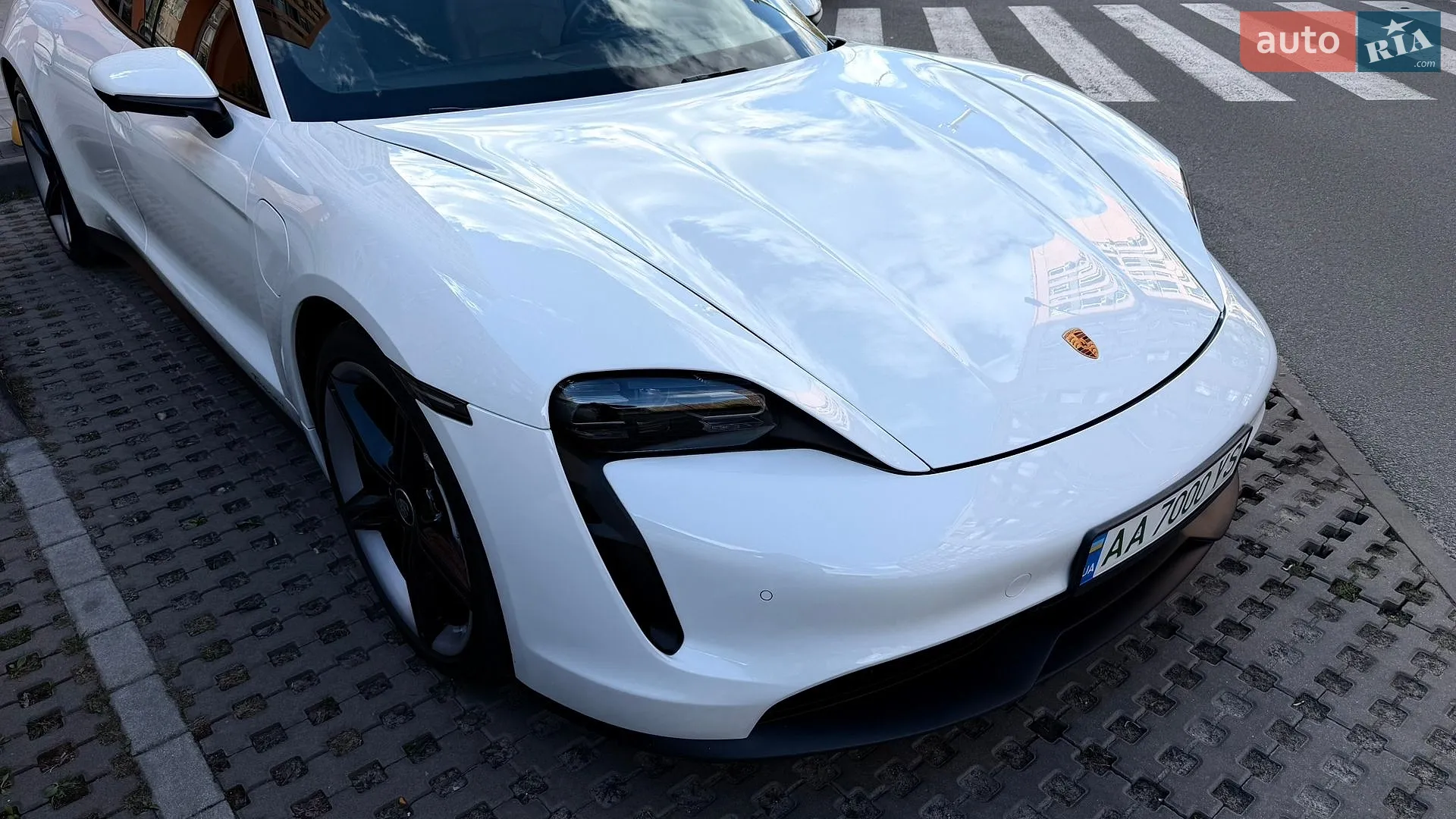 2022 Porsche Taycan - мініатюра 6