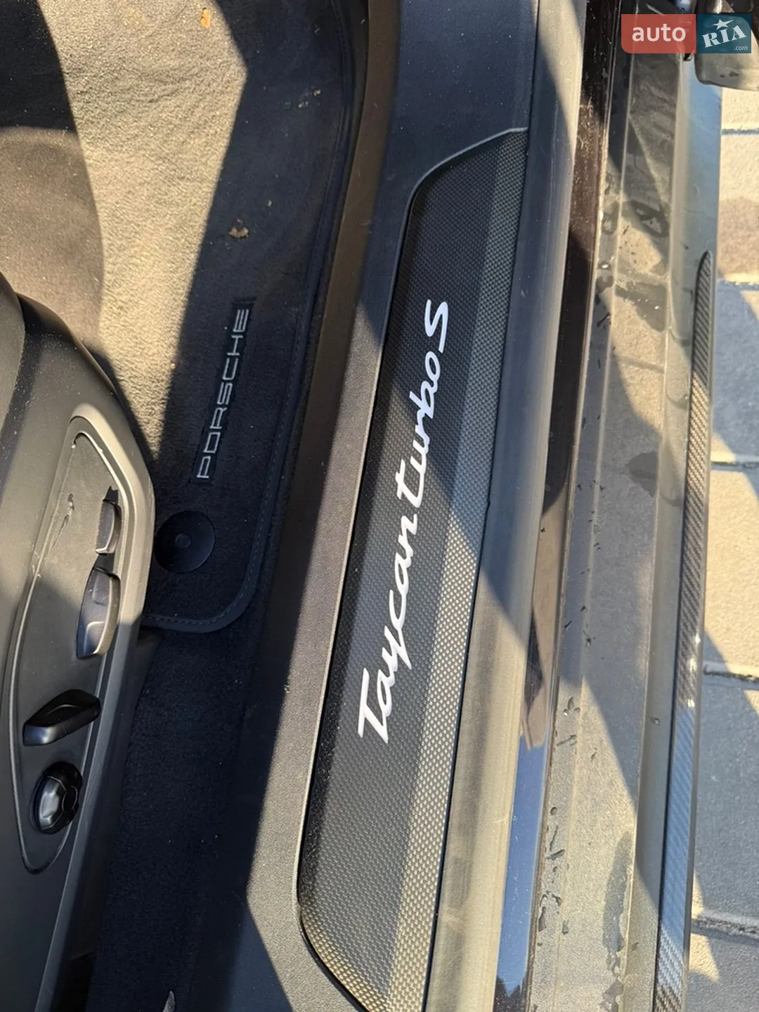 2020 Porsche Taycan - мініатюра 19