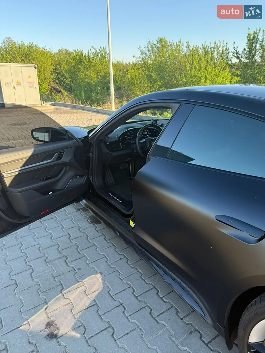 2020 Porsche Taycan - мініатюра 26