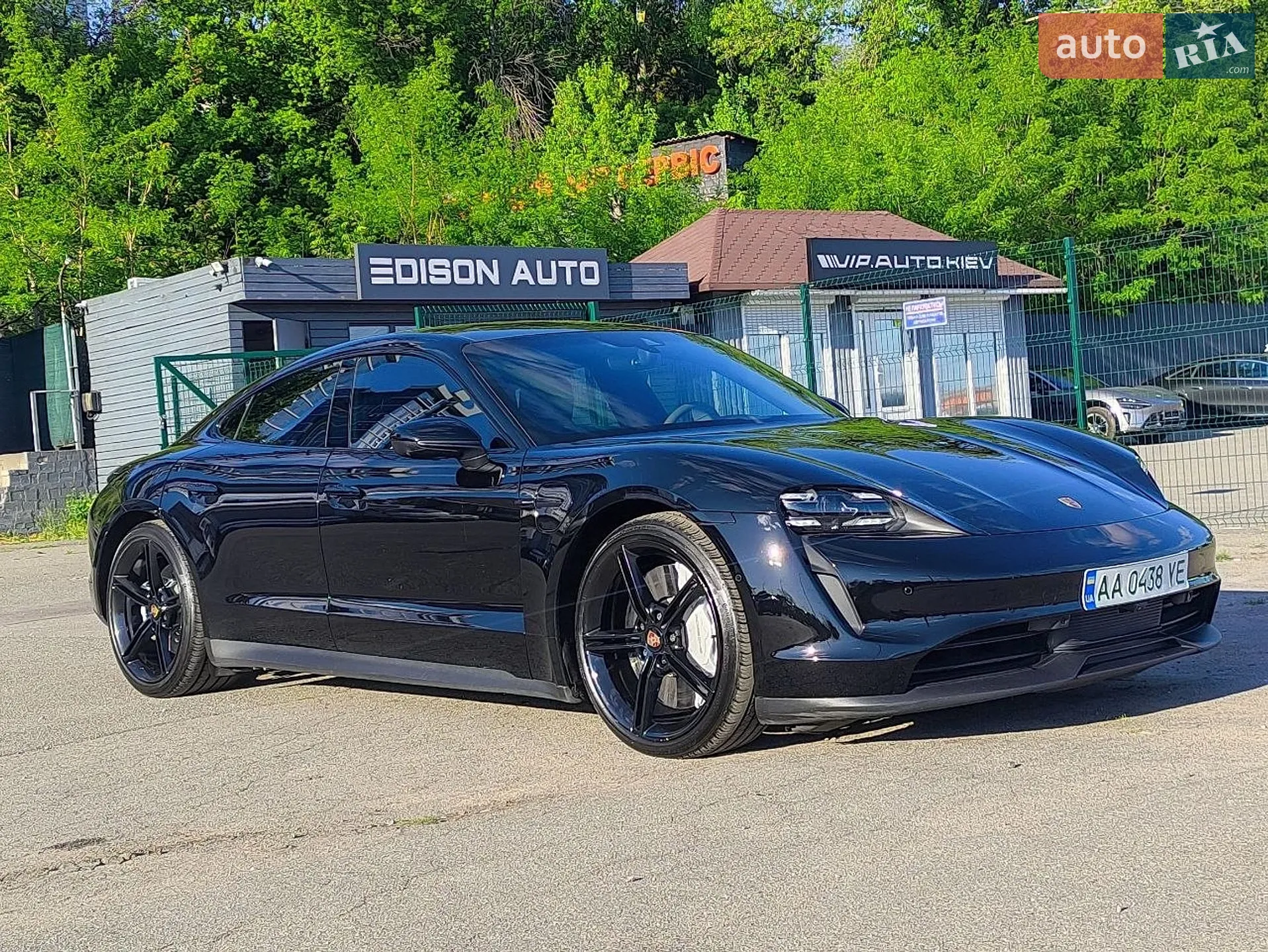 2020 Porsche Taycan - мініатюра 3