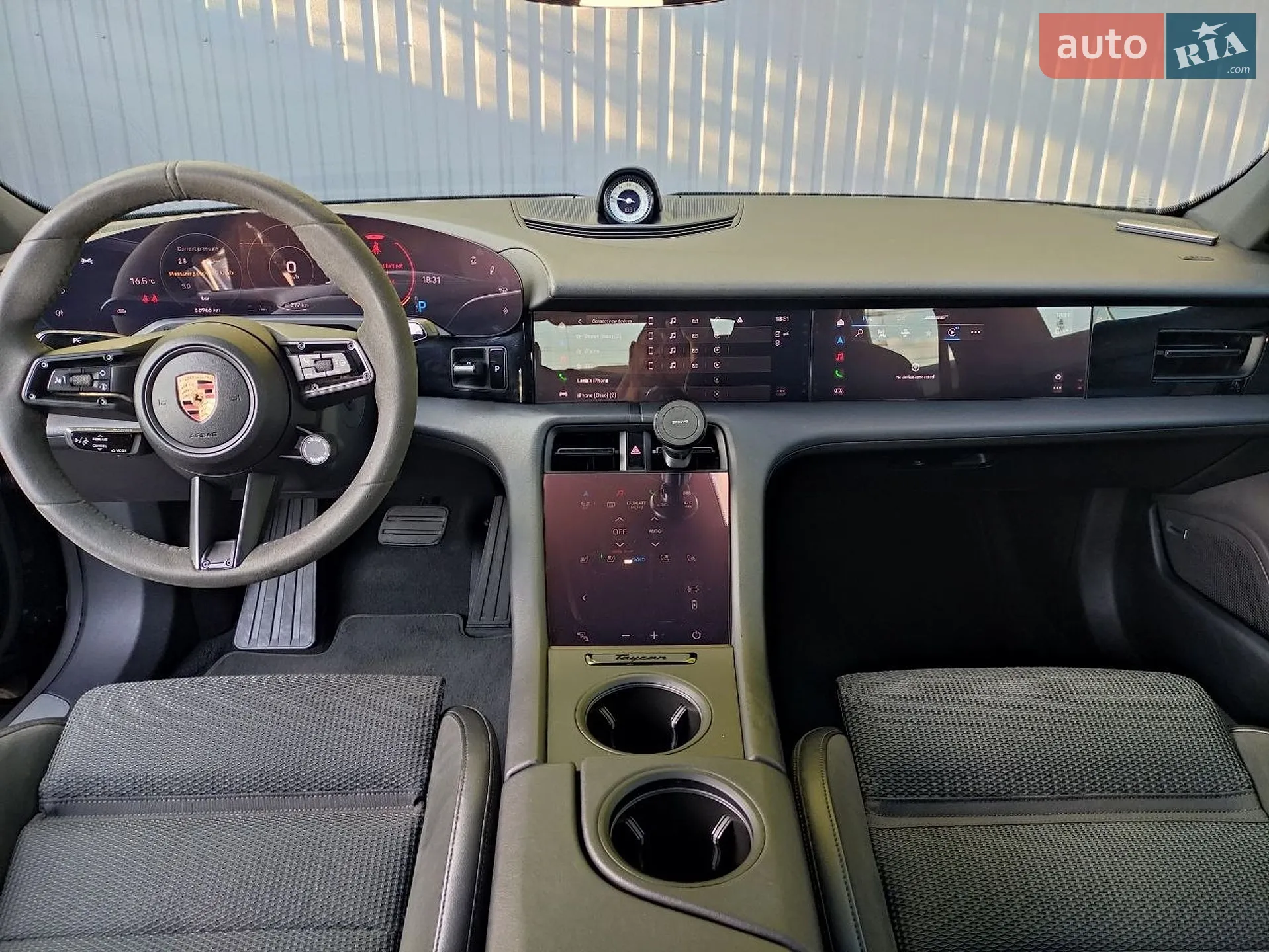 2020 Porsche Taycan - мініатюра 18
