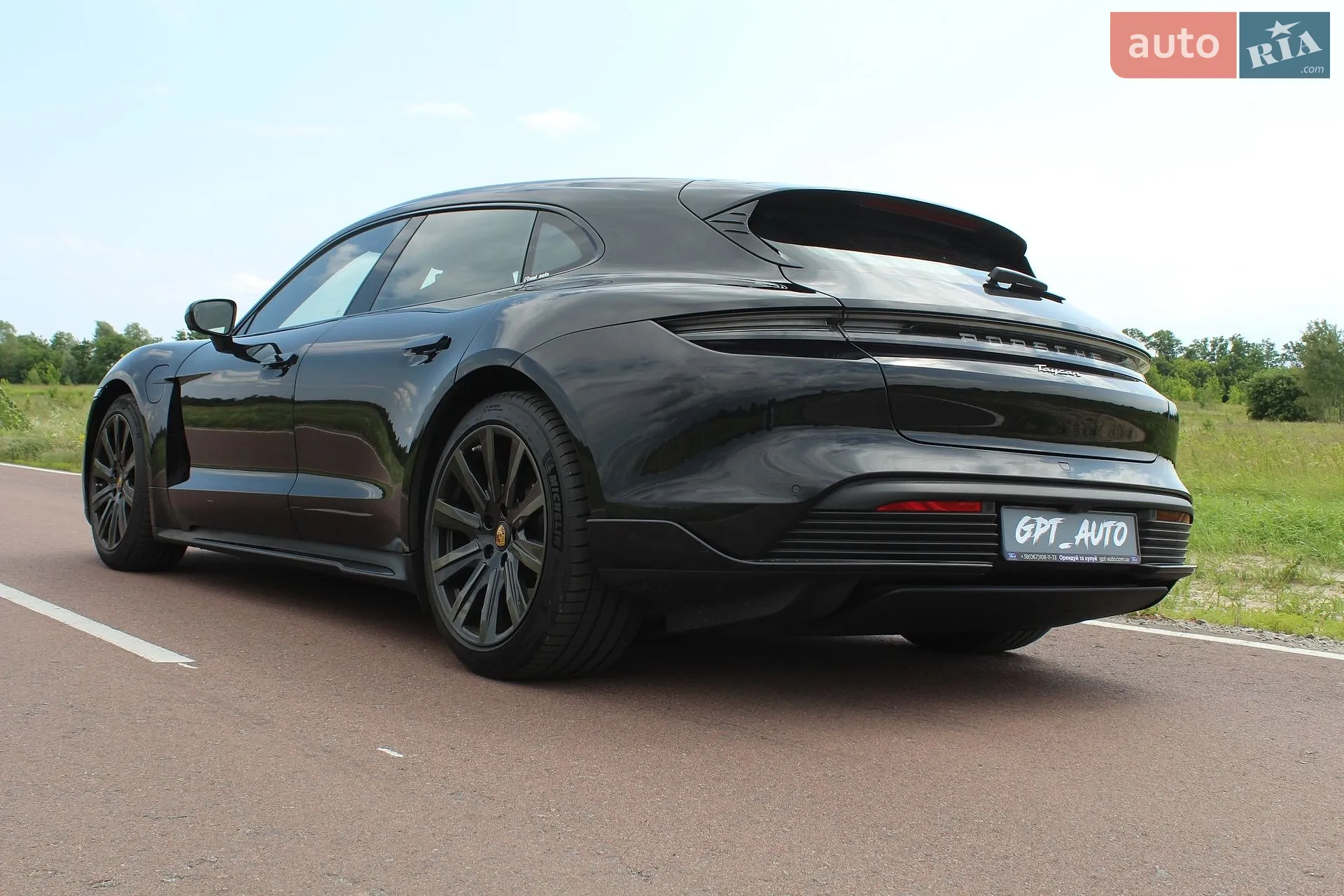2023 Porsche Taycan - мініатюра 10