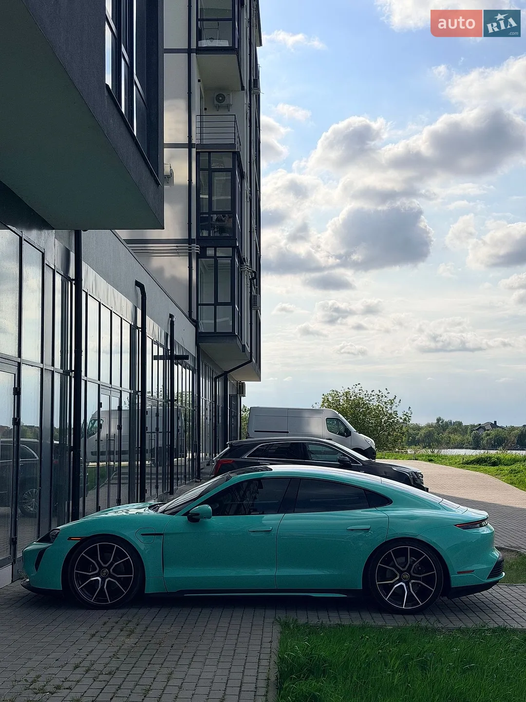 2022 Porsche Taycan - мініатюра 19