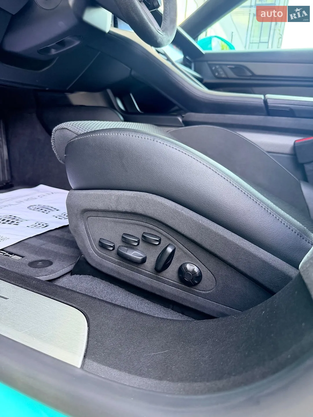 2022 Porsche Taycan - мініатюра 31
