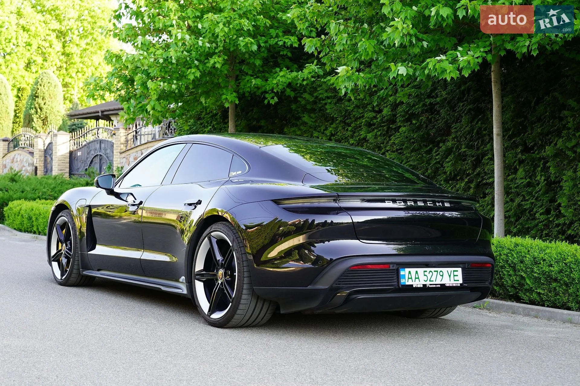 2020 Porsche Taycan - мініатюра 11