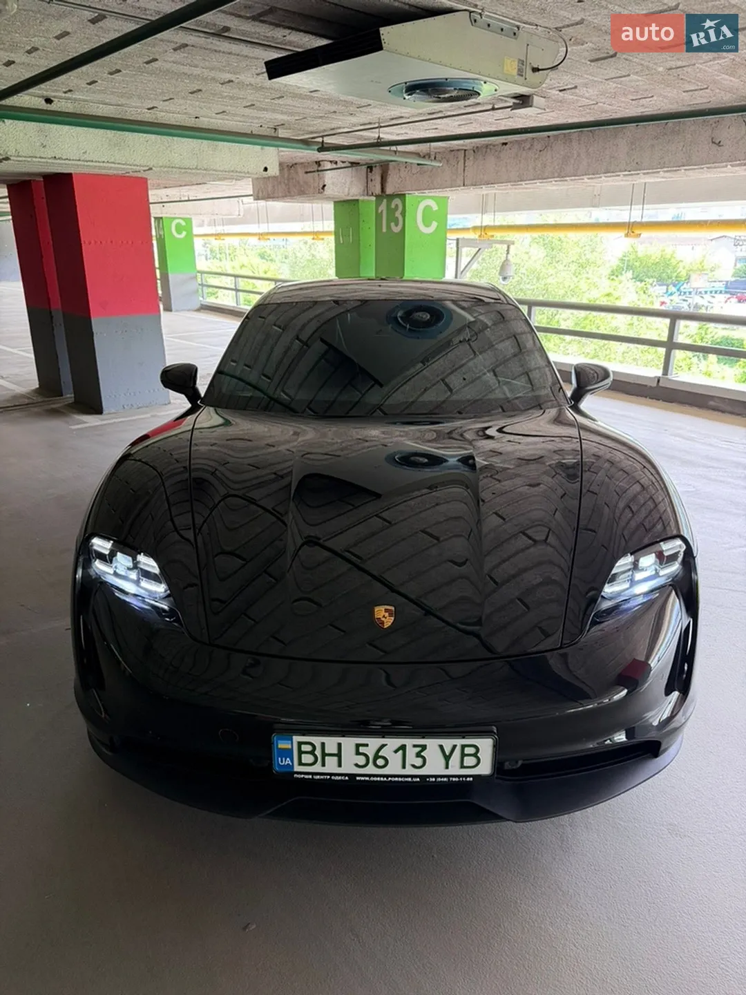 2023 Porsche Taycan - мініатюра 2