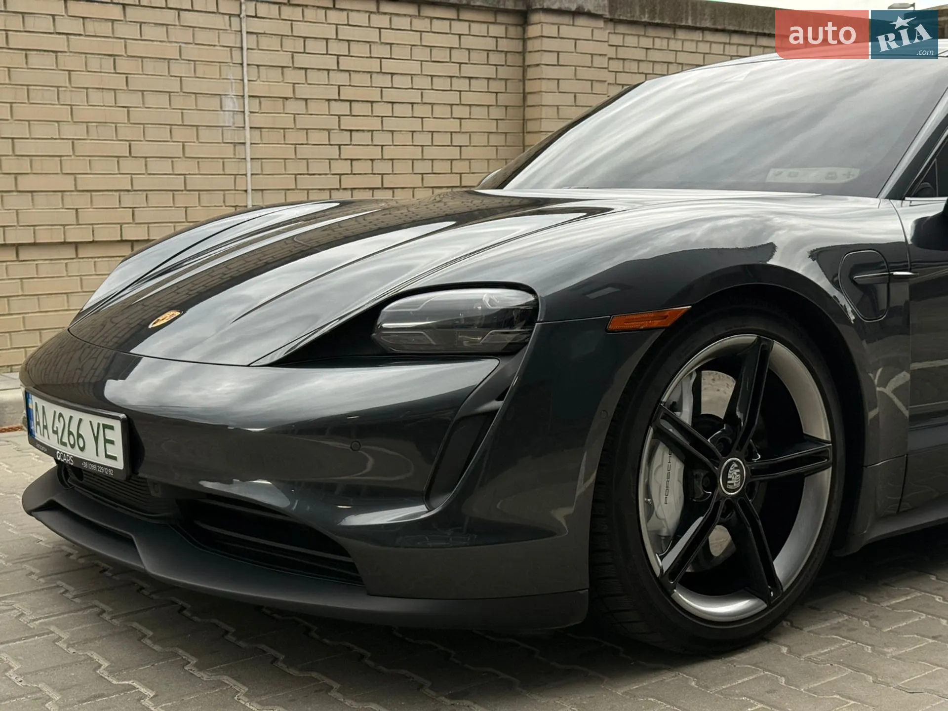 2020 Porsche Taycan - мініатюра 7