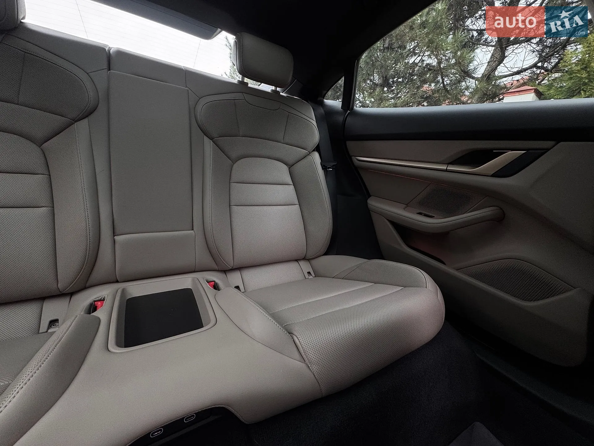 2023 Porsche Taycan - мініатюра 36