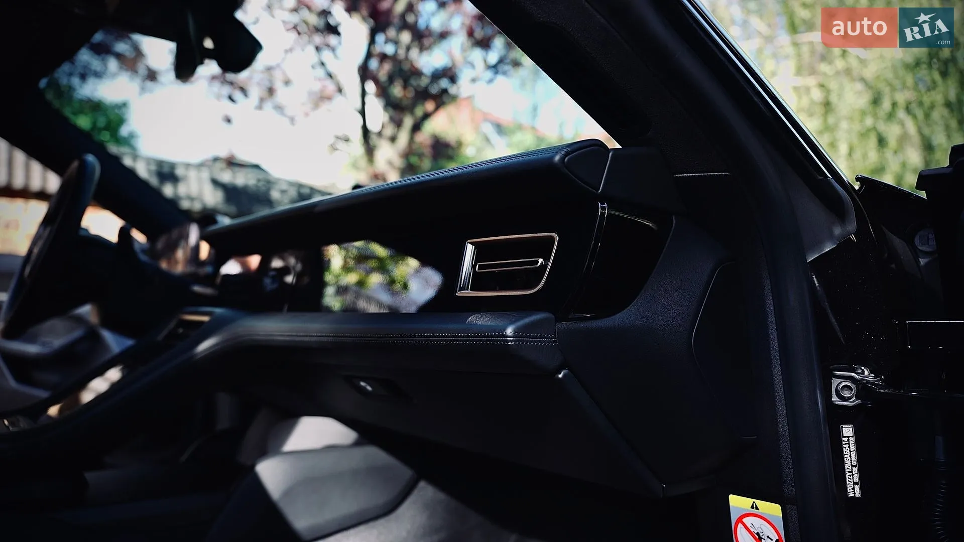 2020 Porsche Taycan - мініатюра 13
