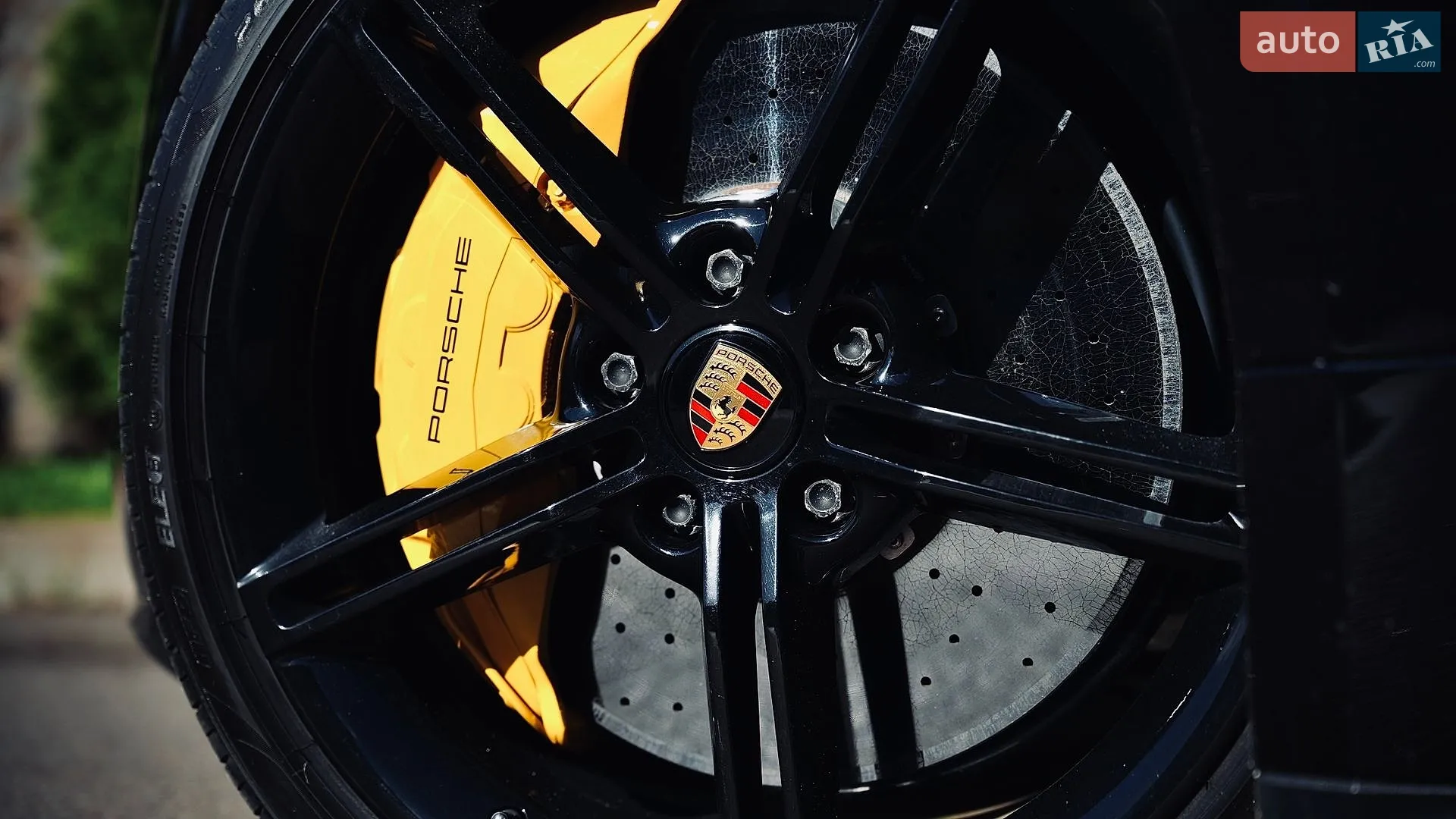 2020 Porsche Taycan - мініатюра 17