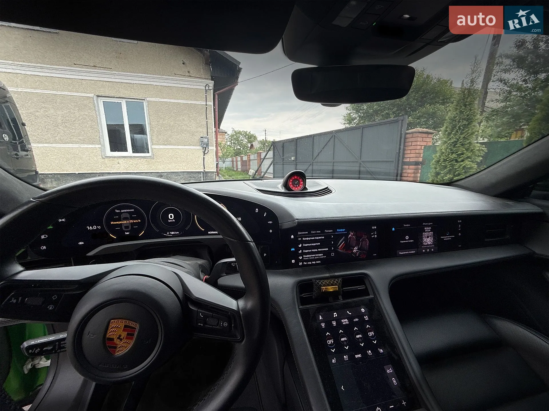 2020 Porsche Taycan - мініатюра 10