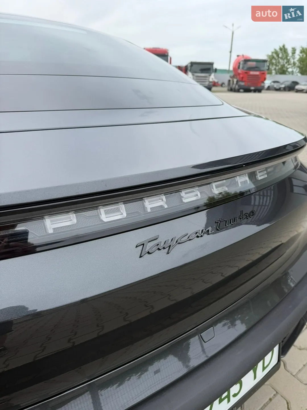 2020 Porsche Taycan - мініатюра 8