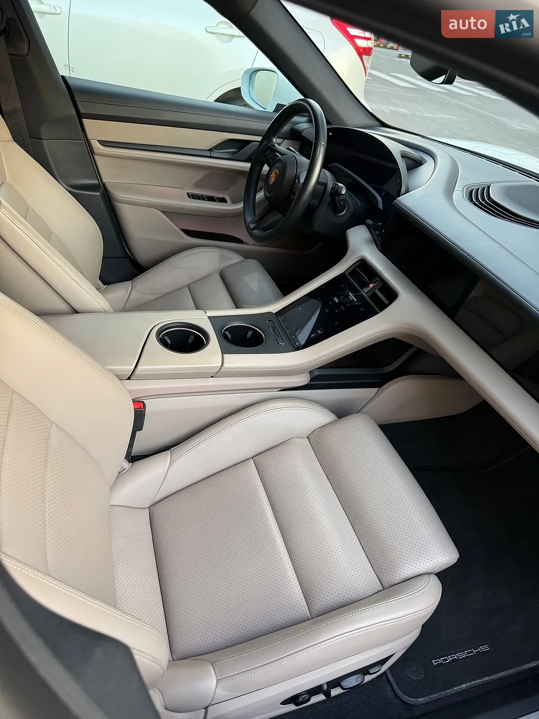 2021 Porsche Taycan - мініатюра 29