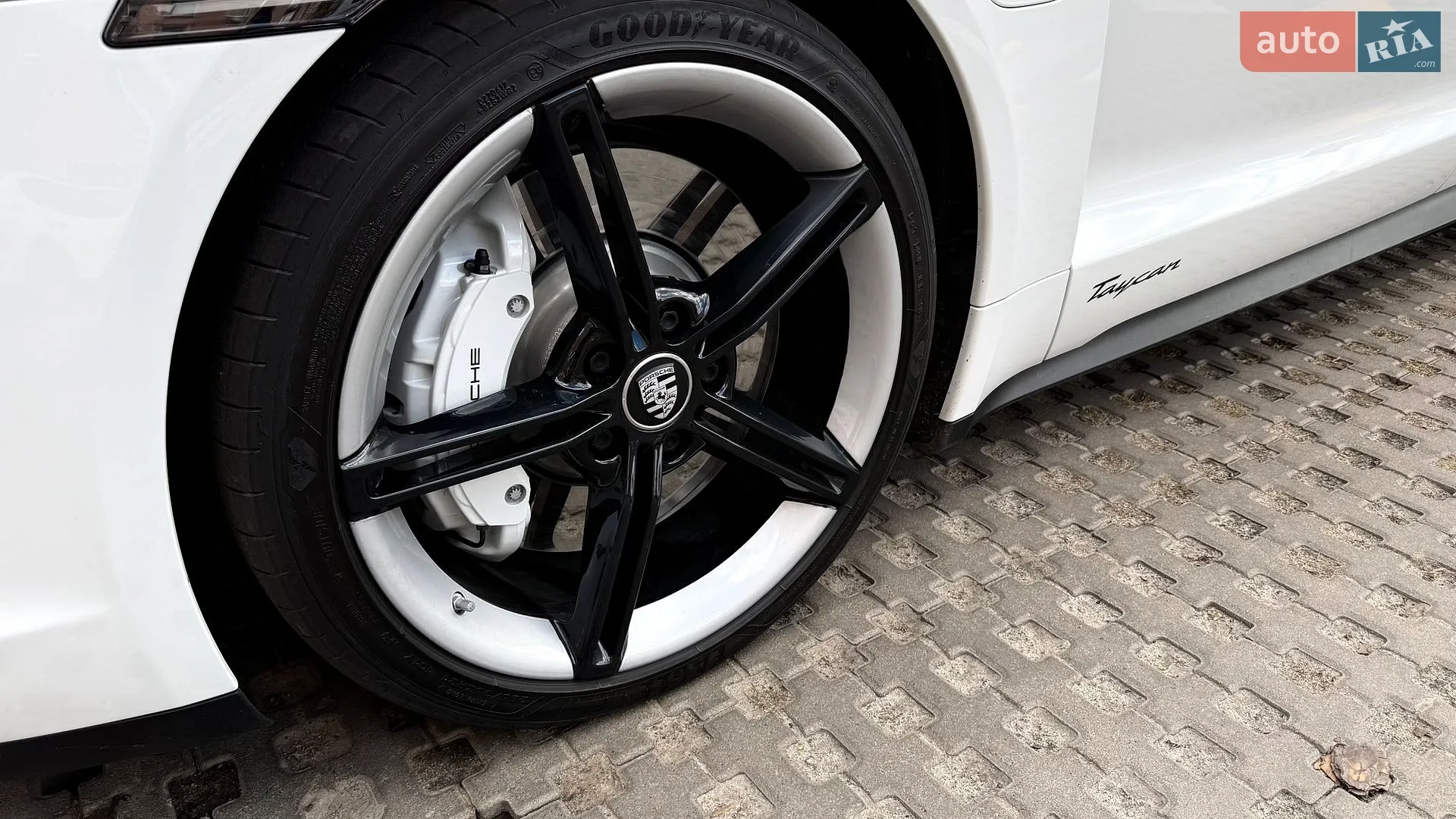 2022 Porsche Taycan - мініатюра 9