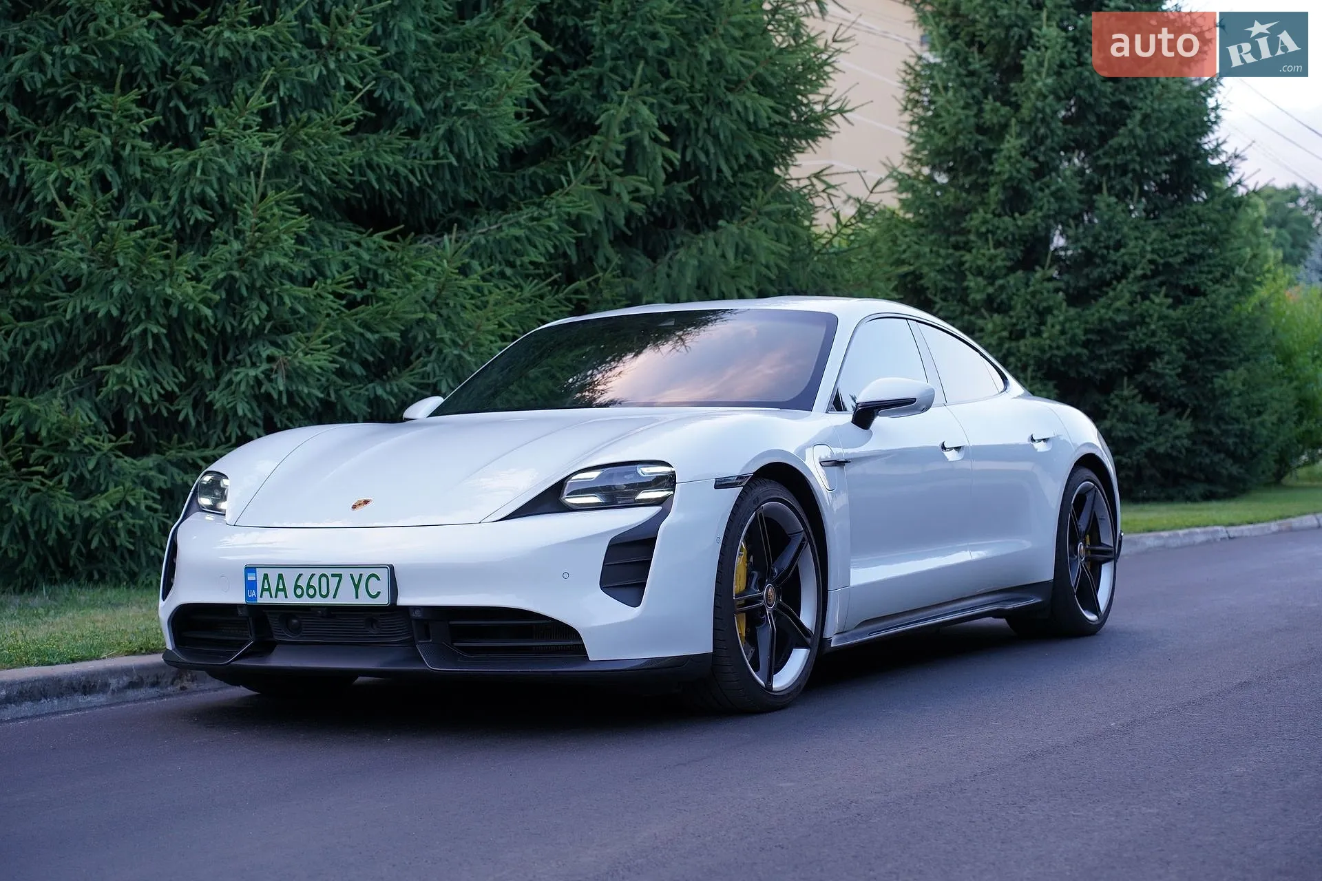 2020 Porsche Taycan - мініатюра 4