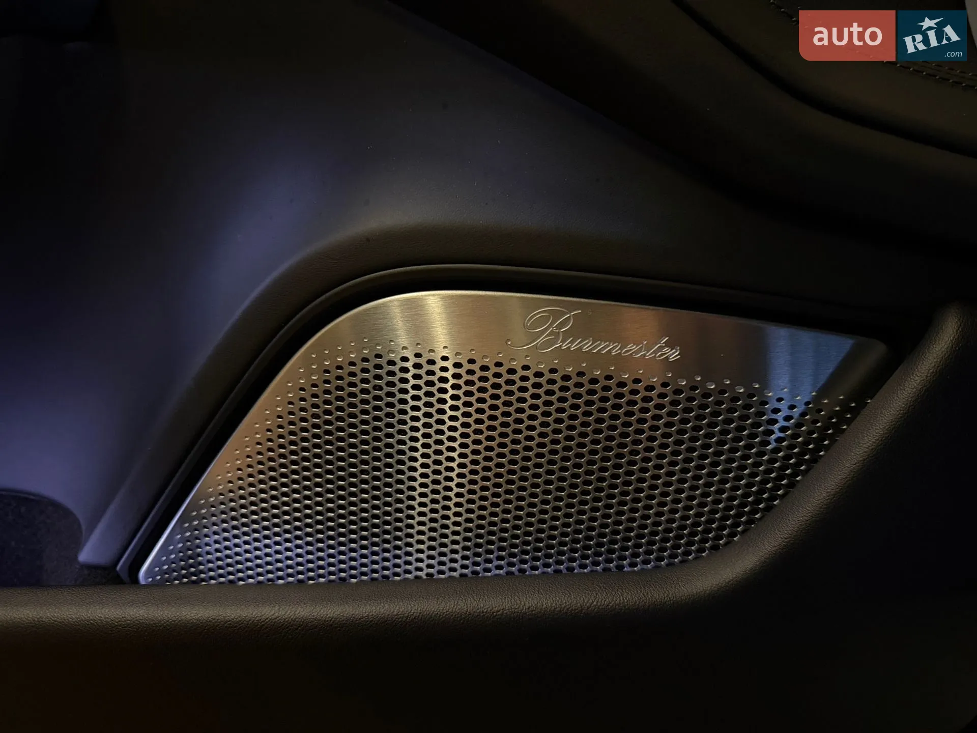 2021 Porsche Taycan - мініатюра 12