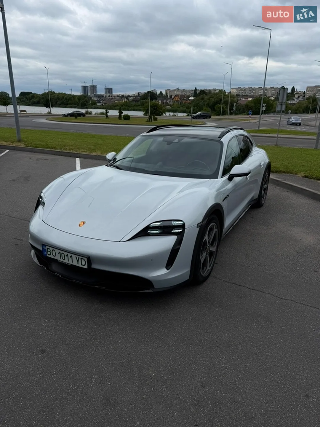 2021 Porsche Taycan - фото 1
