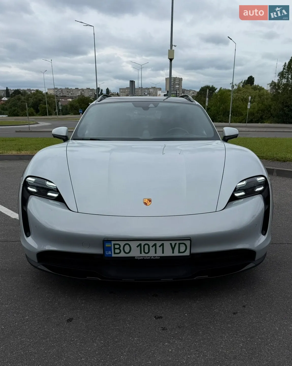 2021 Porsche Taycan - мініатюра 2