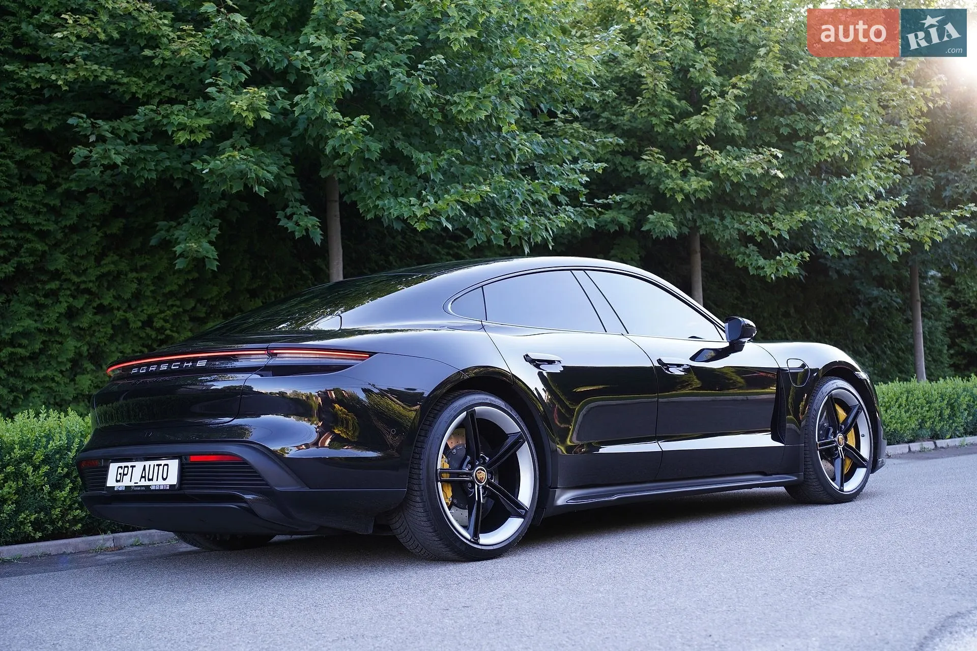 2019 Porsche Taycan - мініатюра 9