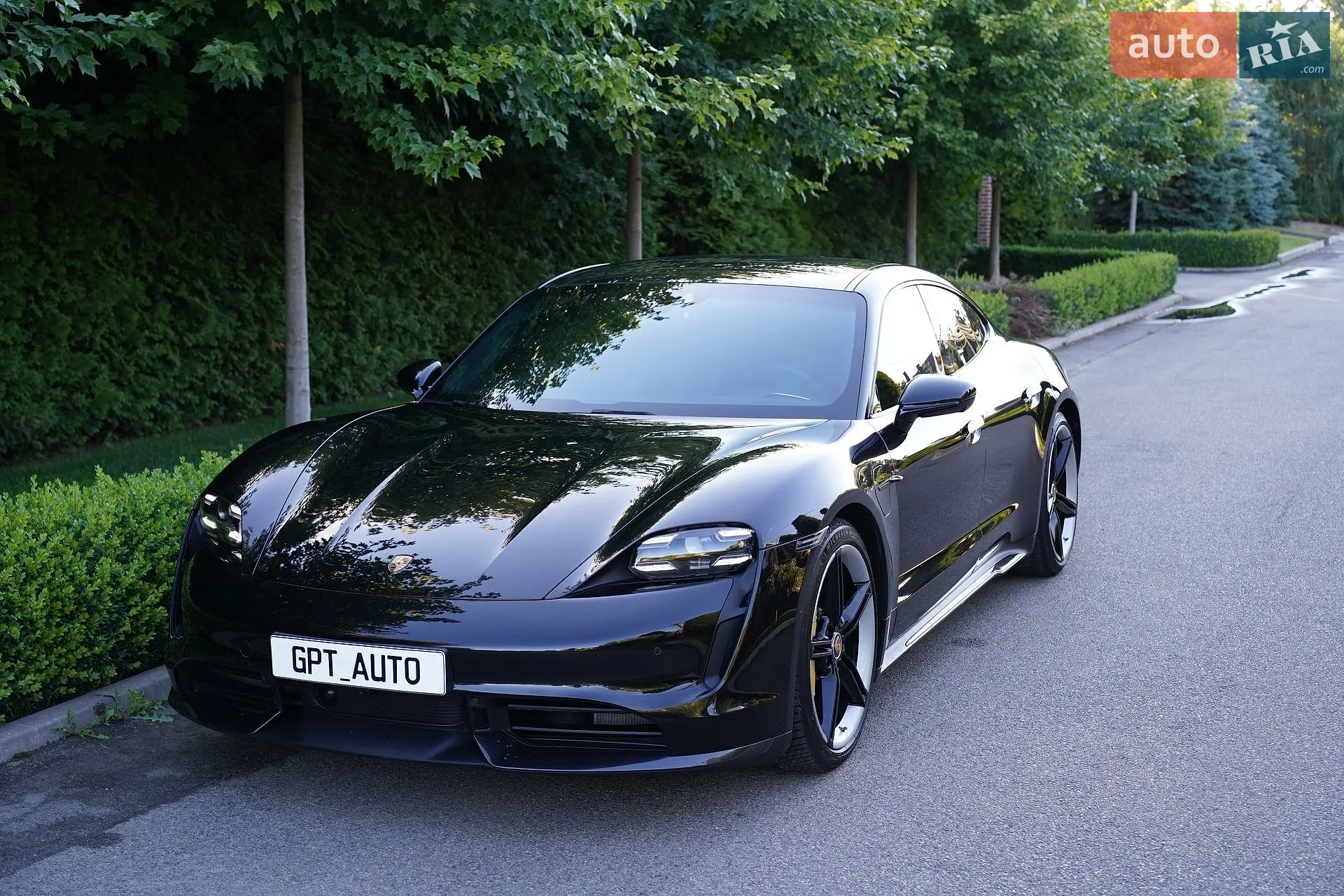 2019 Porsche Taycan - мініатюра 13