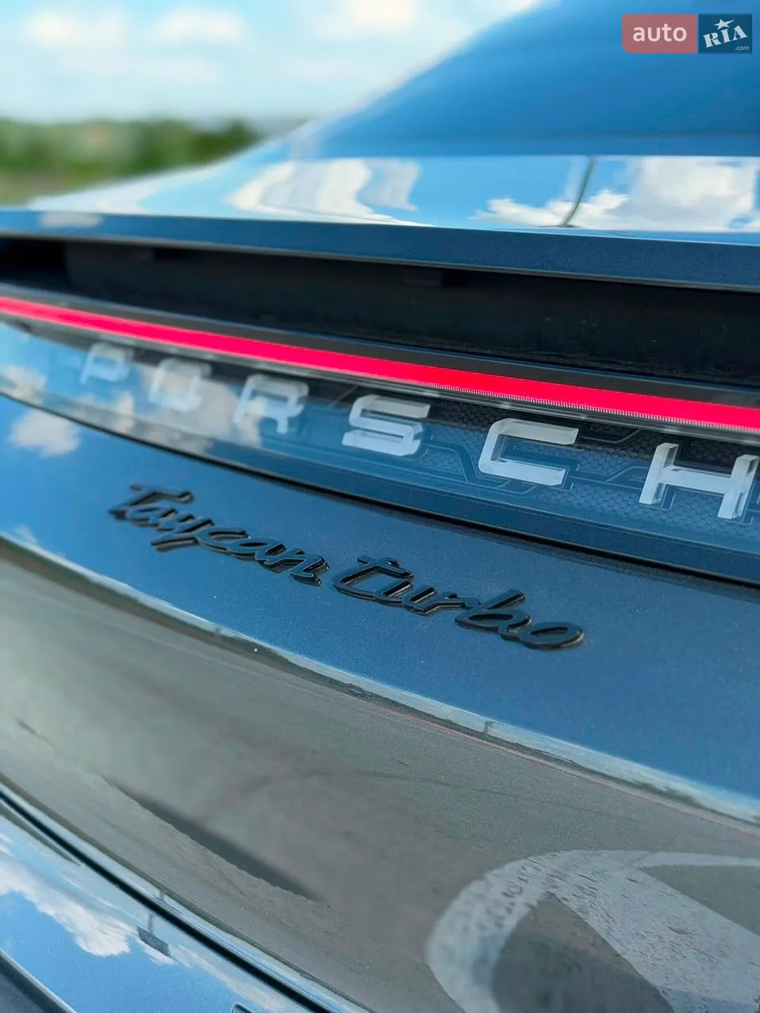 2020 Porsche Taycan - мініатюра 26