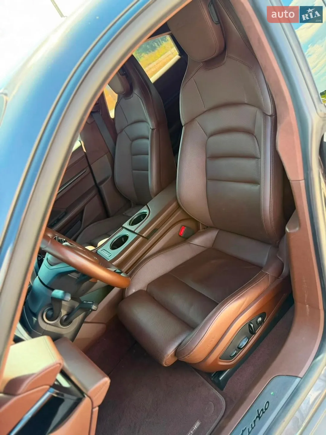 2020 Porsche Taycan - мініатюра 28